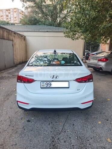 Hyundai Accent 2019, 90,000 km - 1.6 l - Bakı