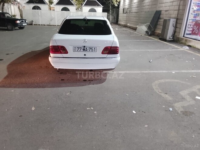 Mercedes E 230 1995, 345,000 km - 2.3 л - Bərdə
