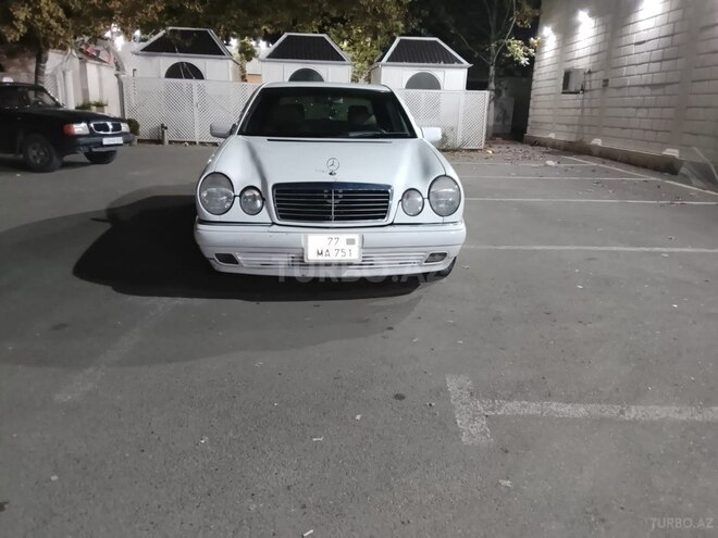 Mercedes E 230 1995, 345,000 km - 2.3 л - Bərdə