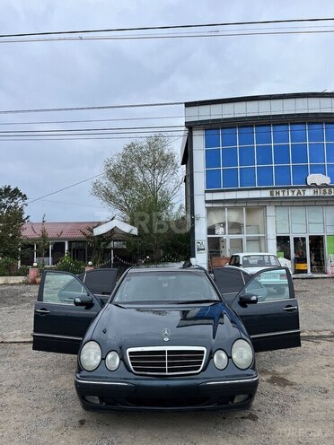 Mercedes E 220 2000, 450,248 km - 2.2 l - Lənkəran