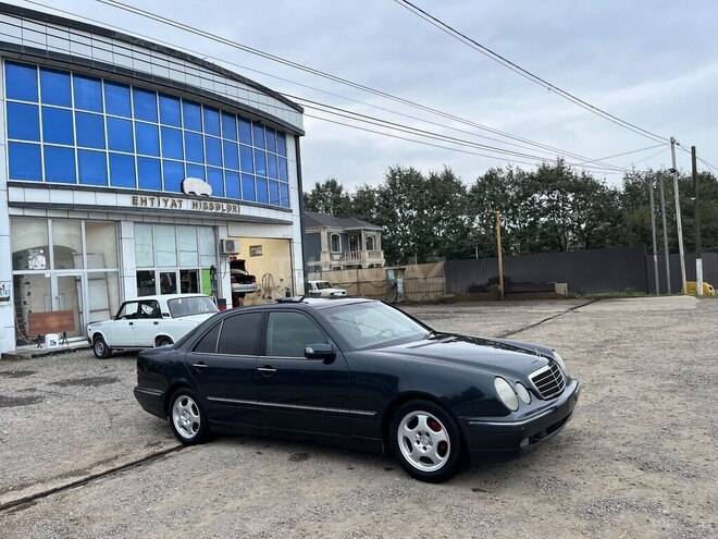 Mercedes E 220 2000, 450,248 km - 2.2 l - Lənkəran