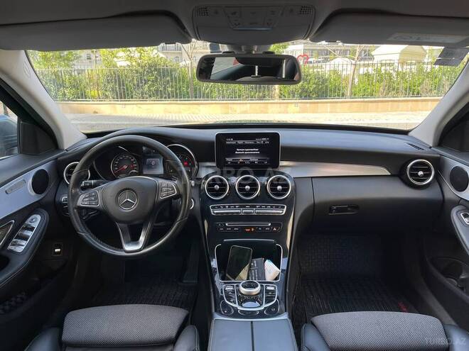 Mercedes C 220 d 2017, 180,000 km - 2.1 l - Bakı