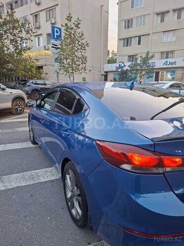 Hyundai Elantra 2016, 135,000 km - 2.0 l - Bakı