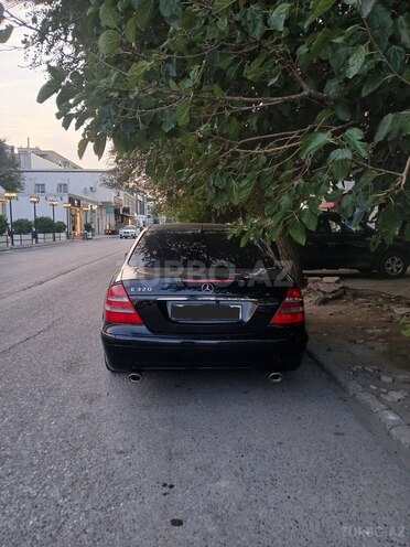 Mercedes E 200 2003, 305,000 km - 1.8 л - Bakı