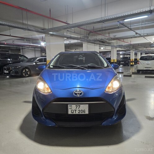 Toyota Aqua 2018, 130,000 km - 1.5 l - Bakı