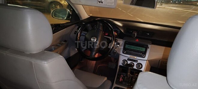 Volkswagen Passat 2005, 255,000 km - 2.0 л - Bakı