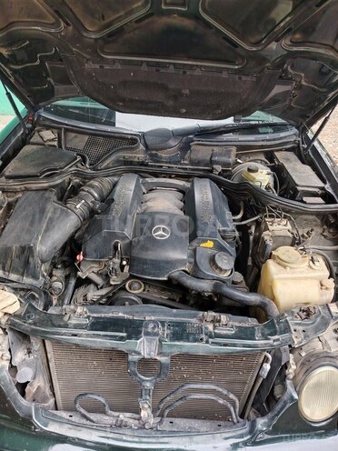 Mercedes E 240 2001, 322,653 km - 2.6 l - Bakı