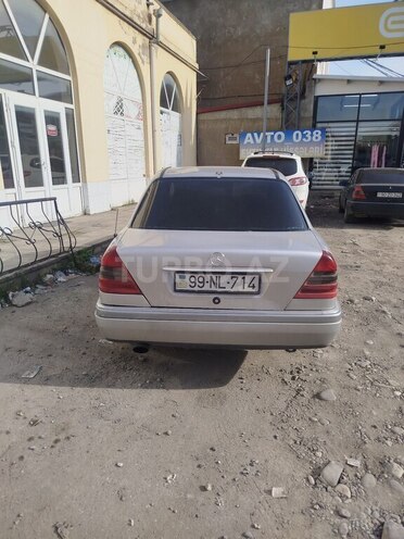 Mercedes C 180 1994, 426,358 km - 1.8 l - Qusar