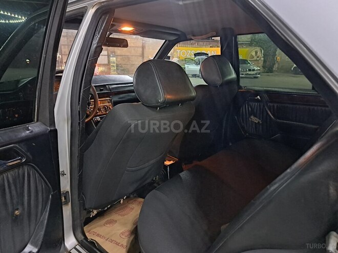 Mercedes 220 E 1994, 562,800 km - 2.2 l - Bakı