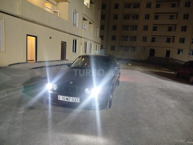 BMW 520 1995, 280,000 km - 2.0 л - Sumqayıt