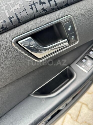 Mercedes E 250 2010, 325,000 km - 2.1 л - Bakı