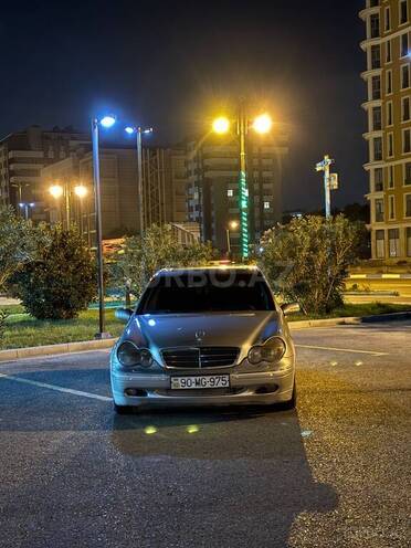 Mercedes C 200 2001, 450,000 km - 2.2 л - Sumqayıt