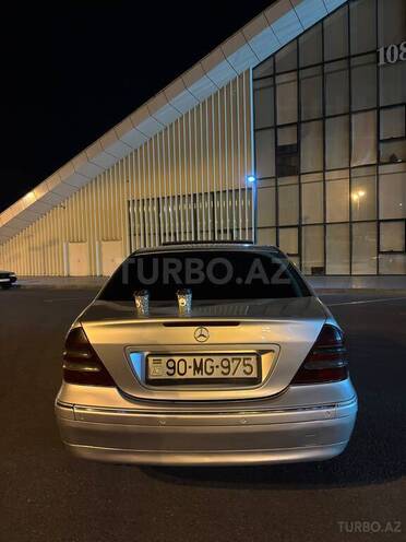 Mercedes C 200 2001, 450,000 km - 2.2 л - Sumqayıt