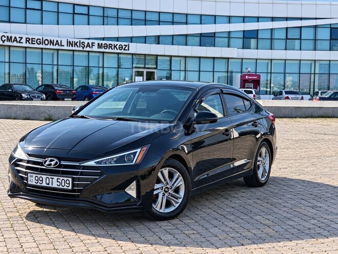 Hyundai Elantra 2018, 100,000 km - 2.0 l - Xaçmaz