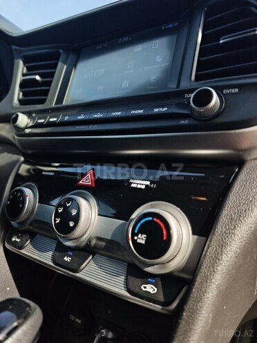 Hyundai Elantra 2018, 100,000 km - 2.0 l - Xaçmaz