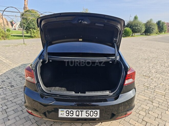 Hyundai Elantra 2018, 100,000 km - 2.0 l - Xaçmaz