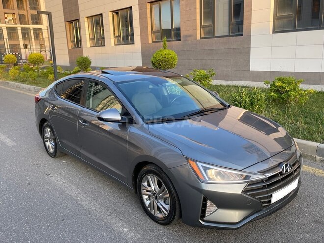 Hyundai Elantra 2018, 123,000 km - 2.0 l - Bakı