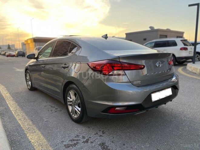 Hyundai Elantra 2018, 123,000 km - 2.0 l - Bakı