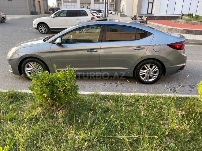 Hyundai Elantra 2018, 123,000 km - 2.0 l - Bakı