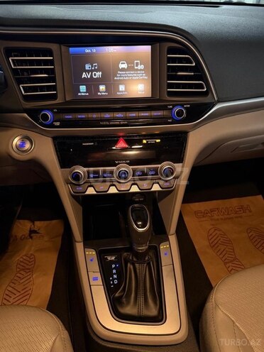 Hyundai Elantra 2019, 144,000 km - 1.6 л - Bakı