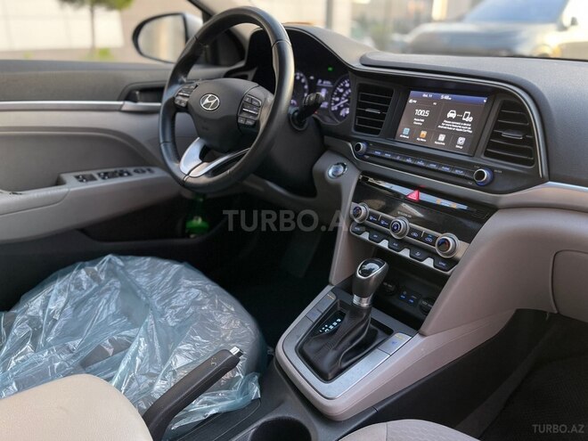 Hyundai Elantra 2018, 123,000 km - 2.0 l - Bakı