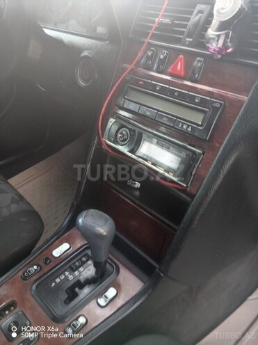 Mercedes C 200 1998, 100,000 km - 2.0 л - Şirvan