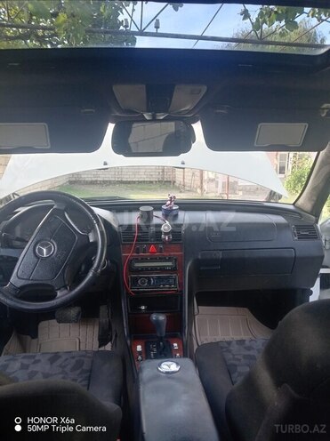 Mercedes C 200 1998, 100,000 km - 2.0 л - Şirvan