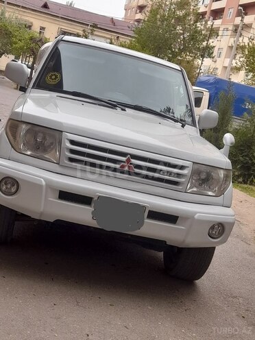 Mitsubishi Pajero io 1999, 235,850 km - 1.8 l - Sumqayıt