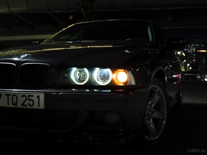 BMW 528 2000, 400,000 km - 2.8 l - Bakı