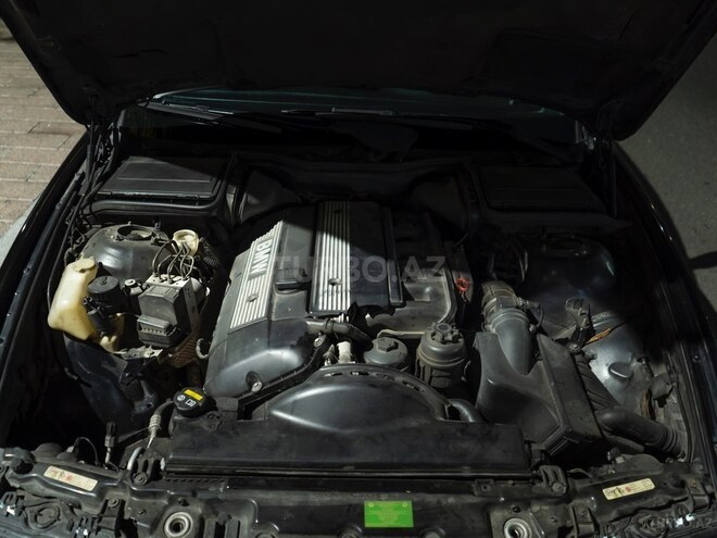 BMW 528 2000, 400,000 km - 2.8 l - Bakı