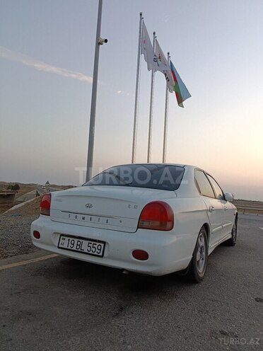 Hyundai Sonata 2001, 200,000 km - 2.0 l - Füzuli