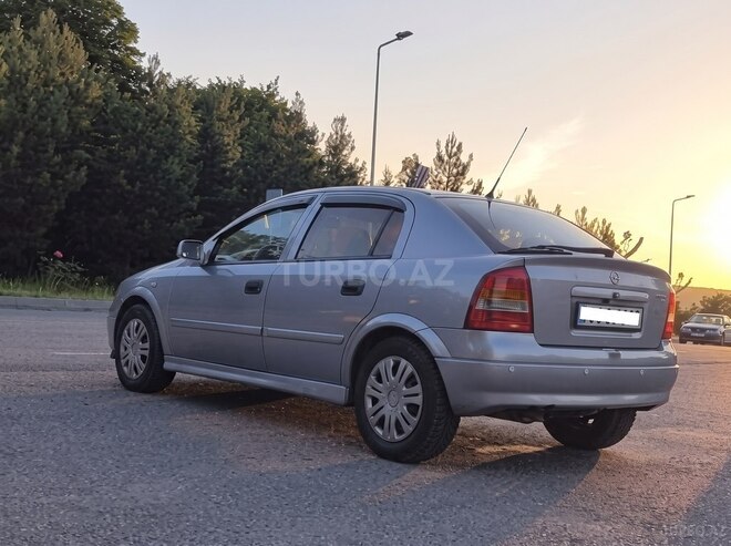 Opel Astra 2000, 365,000 km - 1.8 l - Qusar