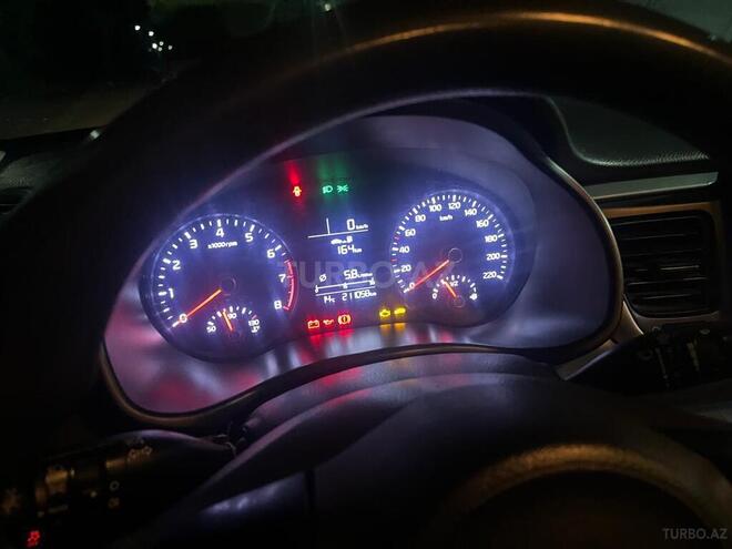 Kia Rio 2017, 212,000 km - 1.3 л - Qazax
