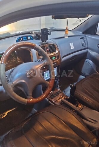 Hyundai Sonata 2001, 200,000 km - 2.0 l - Füzuli