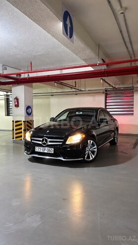 Mercedes  2017, 196,000 km - 2.0 l - Bakı