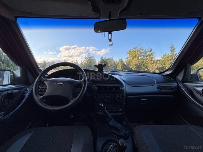 Chevrolet Niva 2007, 382,245 km - 1.7 l - Quba