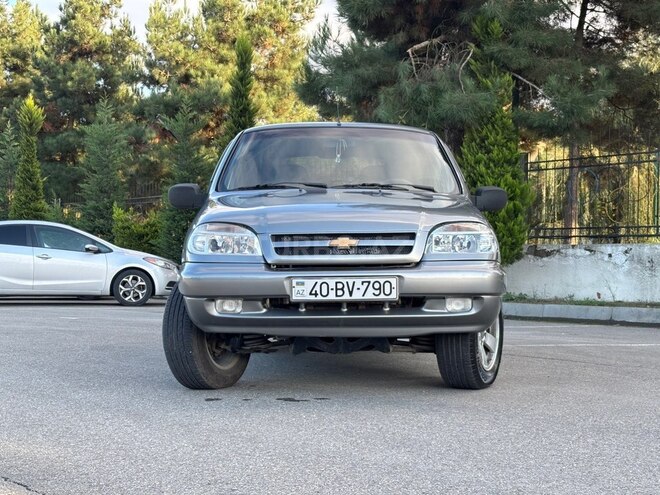 Chevrolet Niva 2007, 382,245 km - 1.7 l - Quba