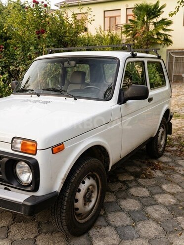 LADA (VAZ) Niva 2002, 350,000 km - 1.7 l - Zaqatala