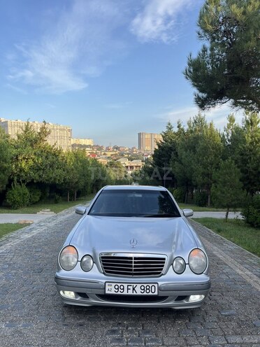 Mercedes E 220 2001, 566,077 km - 2.2 л - Bakı