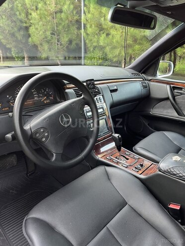Mercedes E 220 2001, 566,077 km - 2.2 л - Bakı