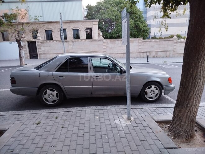 Mercedes 300 D 1987, 423,800 km - 3.0 l - Bakı