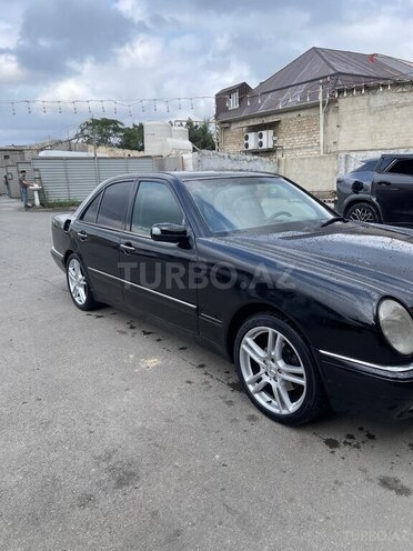 Mercedes E 230 1997, 167,000 km - 2.3 л - Bakı
