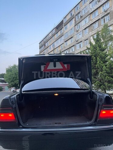 Mercedes E 230 1997, 167,000 km - 2.3 л - Bakı