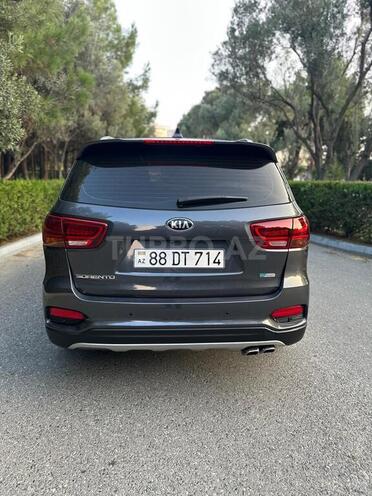 Kia Sorento 2017, 131,365 km - 2.2 l - Bakı