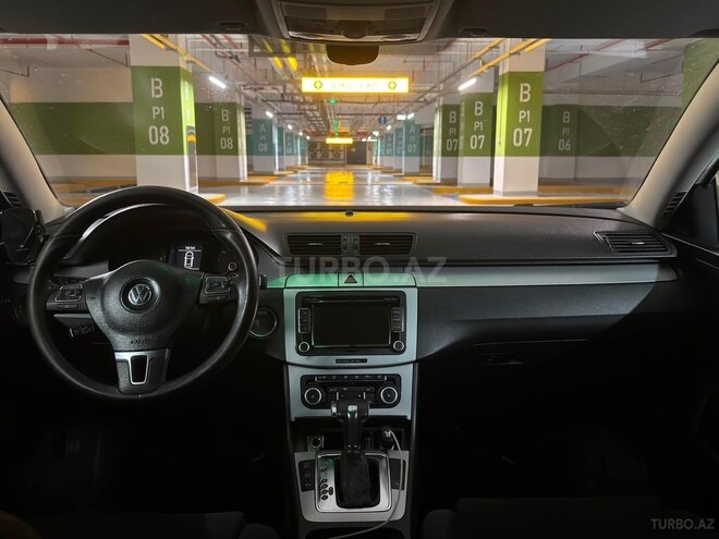 Volkswagen Passat 2010, 261,000 km - 1.8 l - Bakı