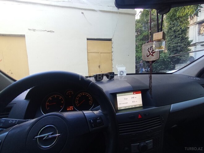 Opel Astra 2006, 324,000 km - 1.3 l - Bakı