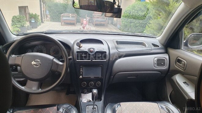 Nissan Sunny 2010, 188,200 km - 1.6 л - Bakı