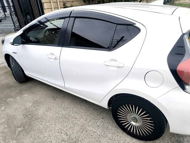 Toyota Aqua 2018, 84,000 km - 1.5 l - Salyan