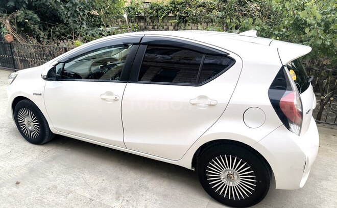 Toyota Aqua 2018, 84,000 km - 1.5 l - Salyan