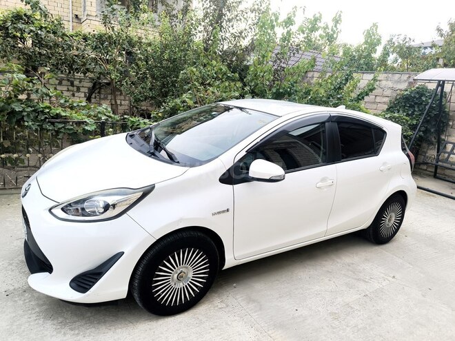 Toyota Aqua 2018, 84,000 km - 1.5 l - Salyan
